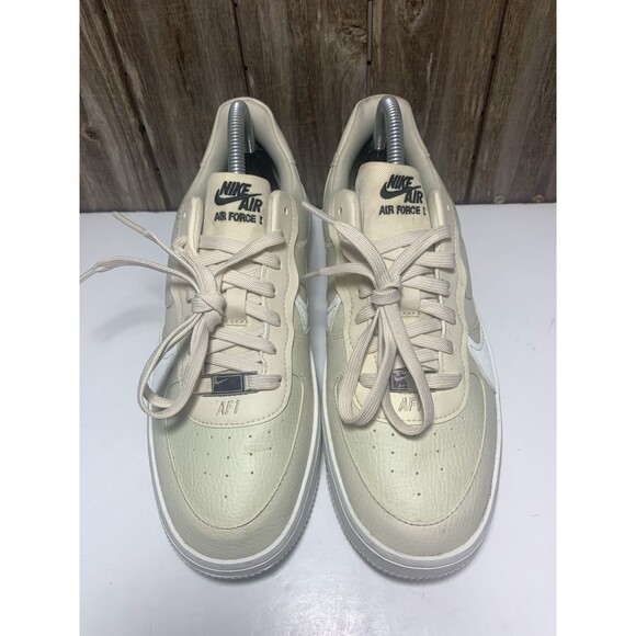 Nike Wmns Air Force 1 PLT.AF.ORM 'Fossil' DJ9946-200 Shoe Size 9 - Picture 2 of 9